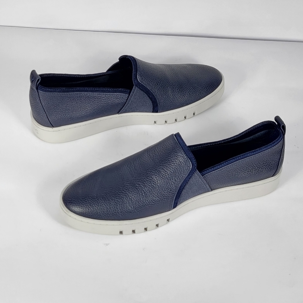 Vionic Women's Slip-On Sneakers #758 Size 10 - Picture 3 of 11